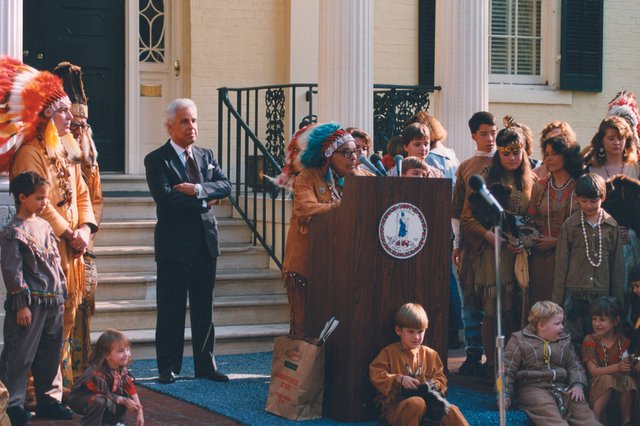 A&E_IndigenousPerspectives_060419_01_CourtesyLibraryOfVA_rp0124.jpg