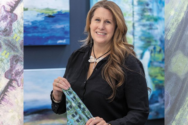 BOB_Spotlight_KarenPalmer_Textiles_JULIANNETRIPPHILLIAN_hp0324_teaser.jpg