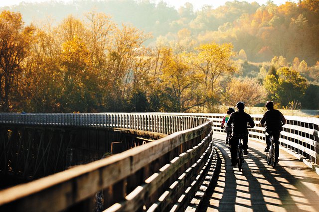Living_Travel_Bristol_VirginiaCreeperTrail_SAMDEAN_rp1023.jpg