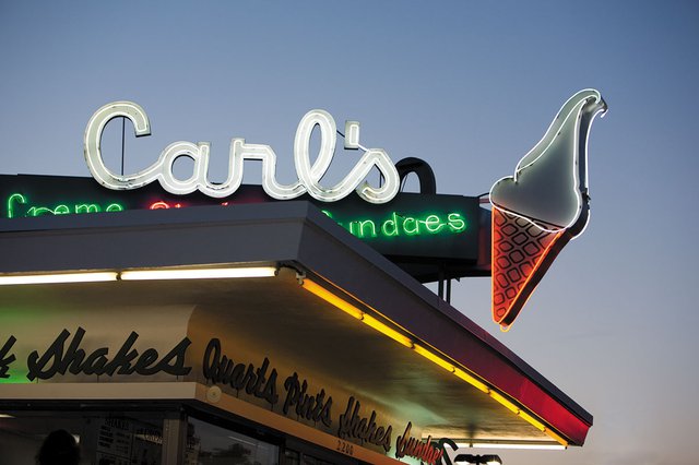 Living_Travel_Fredericksburg_Carl's_BILLCRABTREEJR_rp0624.jpg